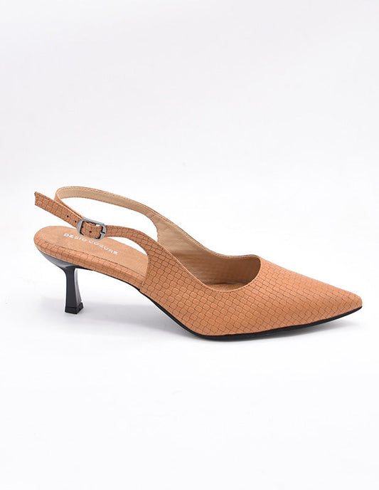 נעל סירה מעור קלוע