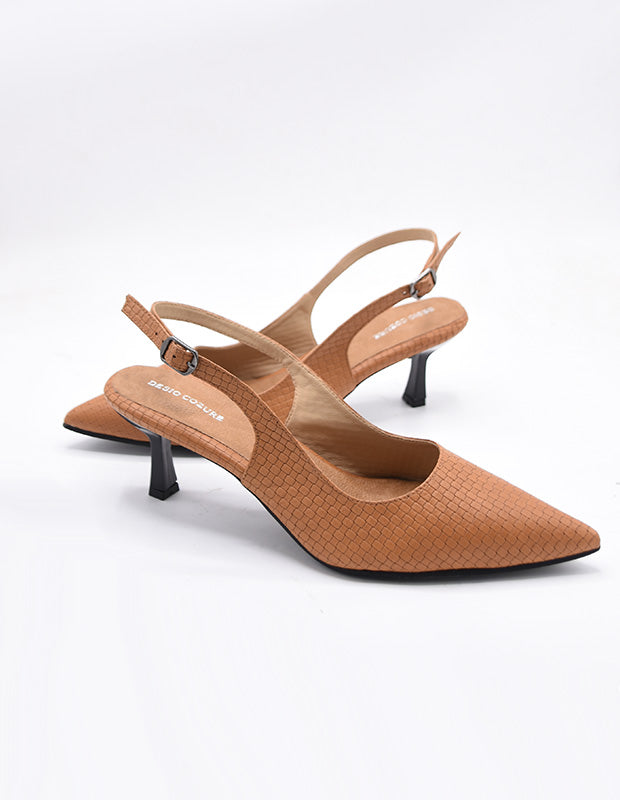 נעל סירה מעור קלוע