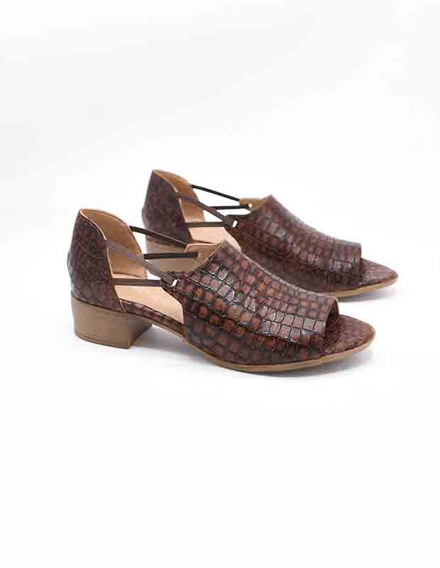 סנדל מרי לו