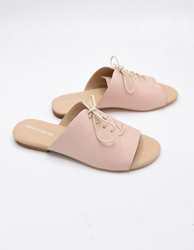 כפכף עם שרוכים