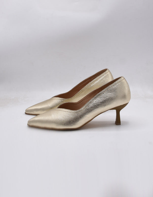 נעל עקב קריסטי