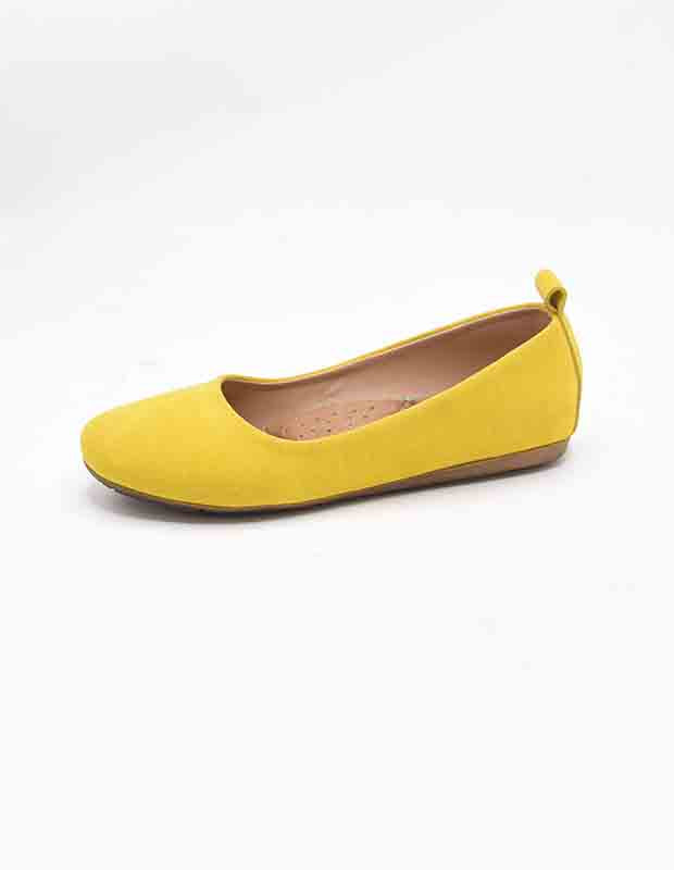 נעל בובה נוגה