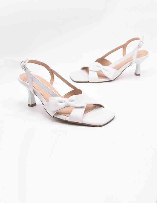 סנדל פפיונה