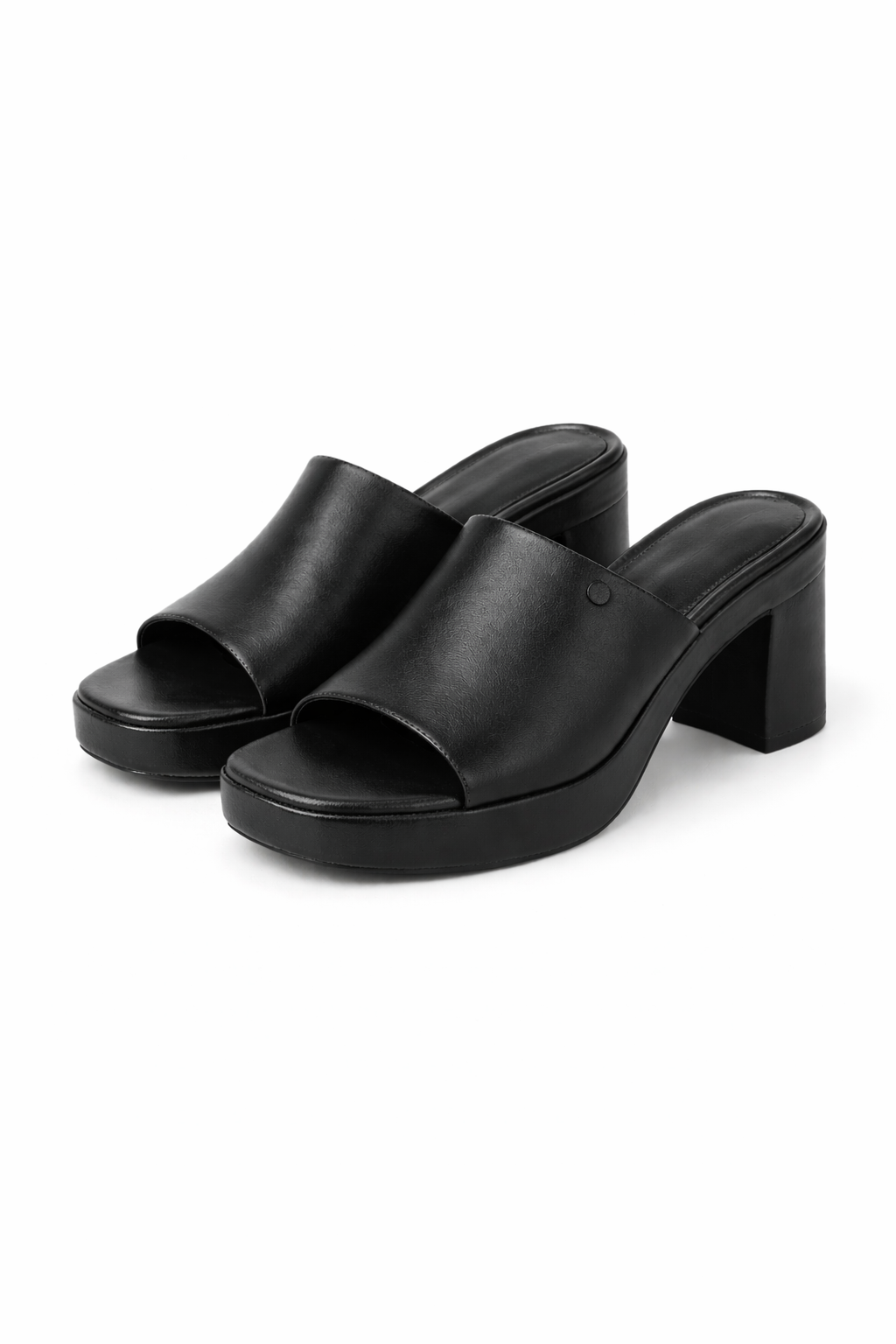 URBAN CHIC MULE