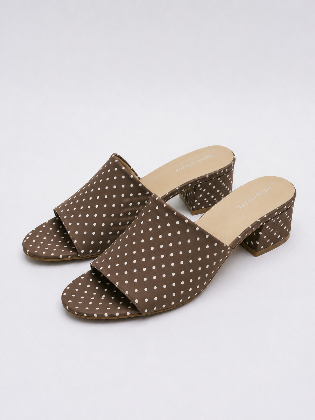 Dot Elegance